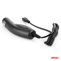 Gros plan sur le chargeur de voiture Micro USB PCH-06