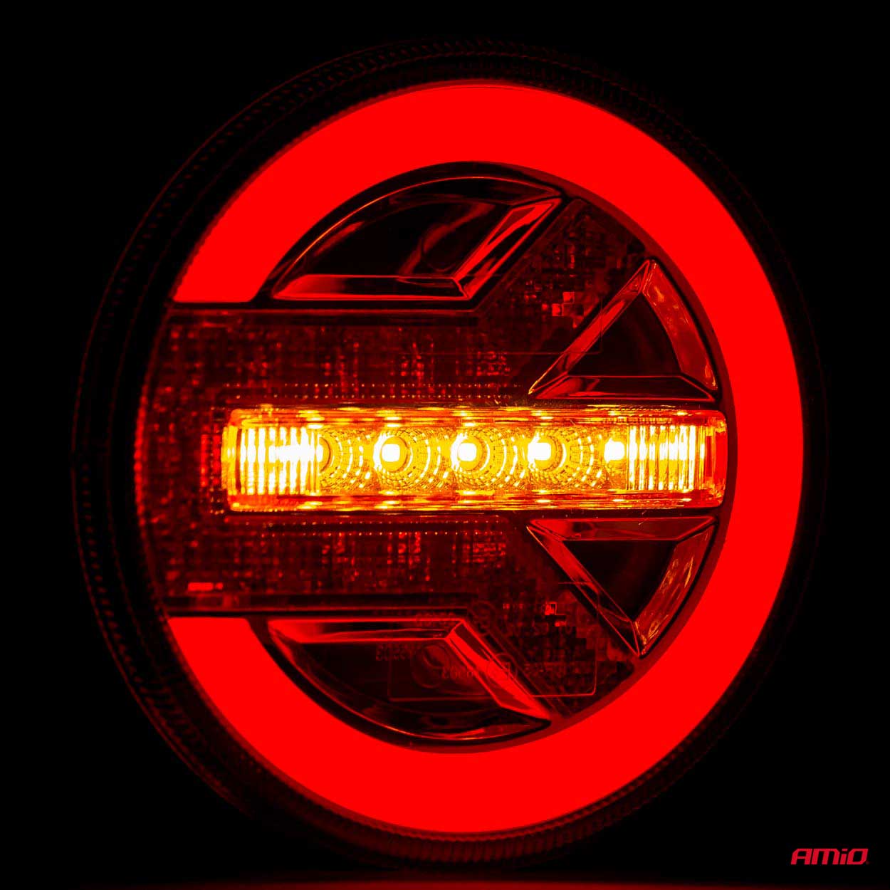 Feu arrière combiné avec éclairage LED