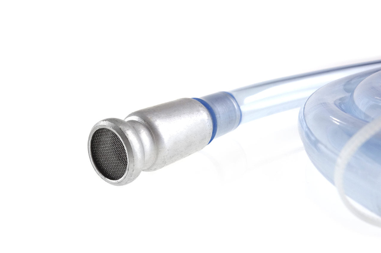 Tuyau d’aspiration de carburant avec buse en aluminium vu de côté