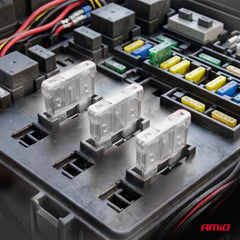 Trois fusibles automobiles STANDARD de 25A