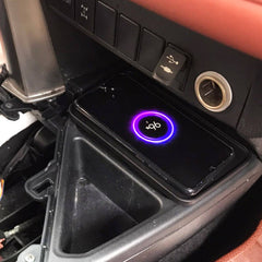 Toyota RAV4 2014-2018 Trådløs Mobiloplader med 15W hurtigopladning
