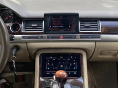 <h2>Audi A8 D3 (2005–2010) – panneau de climatisation numérique avec écran LCD</h2> 